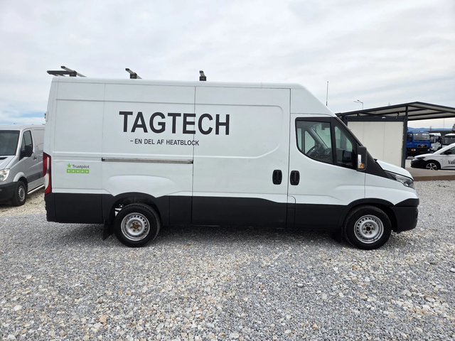 Iveco Daily 35s16, Автоматик, Климатик - автомобили, коли, обяви за нови и употребявани 4