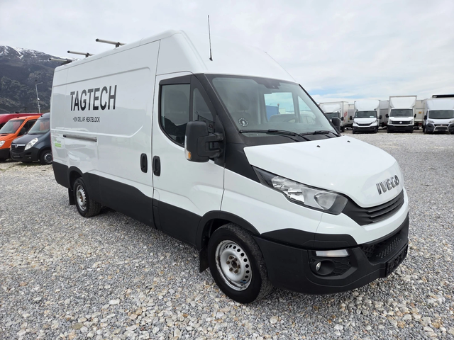 Iveco Daily 35s16, Автоматик, Климатик - автомобили, коли, обяви за нови и употребявани 5
