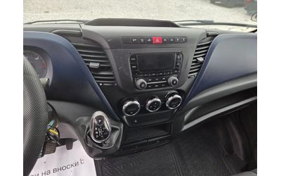 Iveco Daily 35s16, Автоматик, Климатик - автомобили, коли, обяви за нови и употребявани 9
