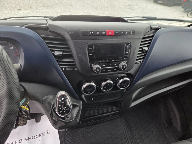 Iveco Daily 35s16, Автоматик, Климатик - автомобили, коли, обяви за нови и употребявани 9