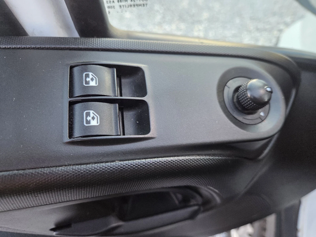 Iveco Daily 35-130, СЛАДОЛЕДАДЖИКА, -40 - автомобили, коли, обяви за нови и употребявани 10