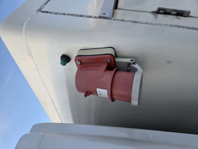 Iveco Daily 35-130, СЛАДОЛЕДАДЖИКА, -40 - автомобили, коли, обяви за нови и употребявани 11