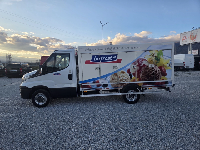 Iveco Daily 35-130, СЛАДОЛЕДАДЖИКА, -40 - автомобили, коли, обяви за нови и употребявани 1