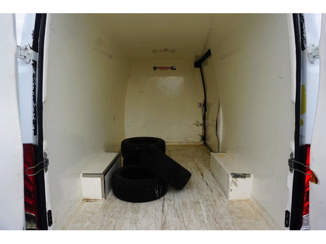 Iveco Daily 35S14 ТЕРМОИЗОЛИРАН - автомобили, коли, обяви за нови и употребявани 14