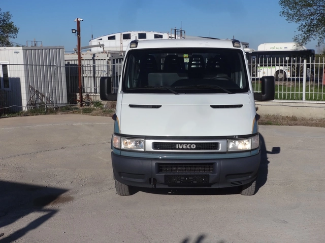 Iveco Daily 35C14 3.0HPI  КАТ. * Б* 7-места - автомобили, коли, обяви за нови и употребявани 1