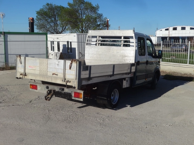 Iveco Daily 35C14 3.0HPI  КАТ. * Б* 7-места - автомобили, коли, обяви за нови и употребявани 5