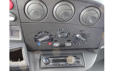 Iveco Daily 35C14 3.0HPI  КАТ. * Б*  * * * КЛИМАТИК * * ШЕРКОМ - автомобили, коли, обяви за нови и употребявани 12
