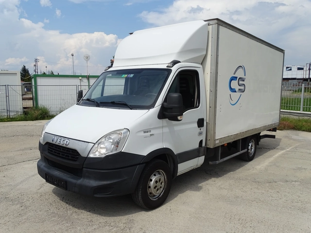 Iveco Daily 35S17 3.0HPI* * * Климатроник* * *  КАТ. * Б* 3, 5 - автомобили, коли, обяви за нови и употребявани 2
