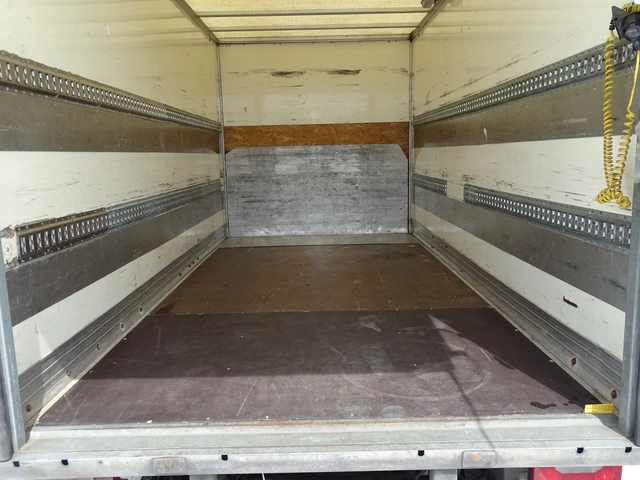 Iveco Daily 35S17 3.0HPI* * * Климатроник* * *  КАТ. * Б* 3, 5 - автомобили, коли, обяви за нови и употребявани 9