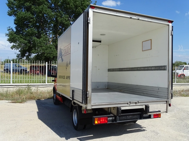 Iveco Daily 35с14 - автомобили, коли, обяви за нови и употребявани 7