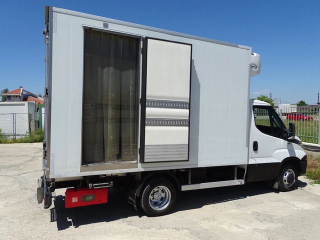 Iveco Daily 50C17   КАТ. * C* ХЛАДИЛЕН - автомобили, коли, обяви за нови и употребявани 10