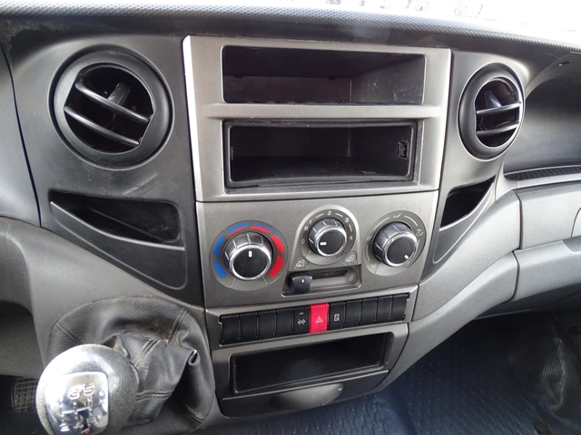 Iveco Daily 29L11 - автомобили, коли, обяви за нови и употребявани 8