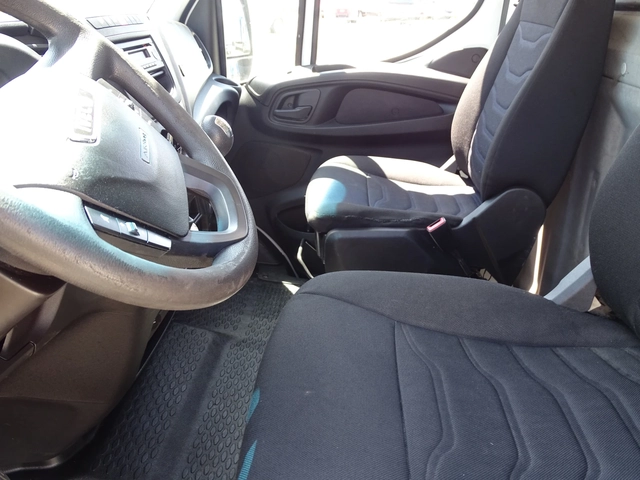 Iveco Daily 35S17* * * Климатроник* * * 3.0HPI  * ШАСИ* - автомобили, коли, обяви за нови и употребявани 9