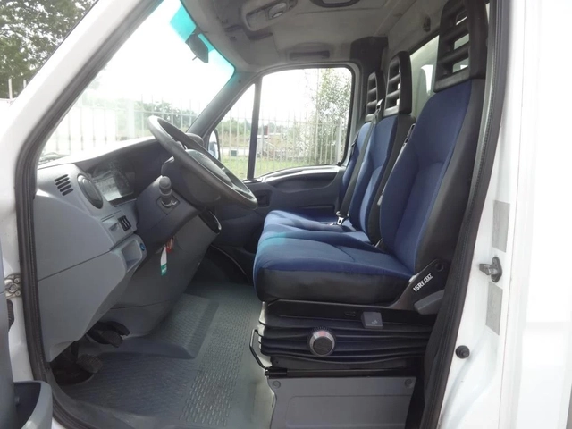 Iveco Daily 3.0HPI  ЗА СЛАДОЛЕД - автомобили, коли, обяви за нови и употребявани 11