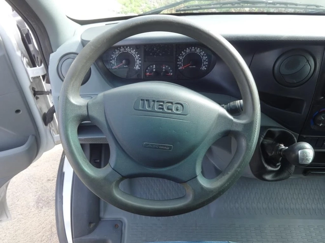 Iveco Daily 3.0HPI  ЗА СЛАДОЛЕД - автомобили, коли, обяви за нови и употребявани 12