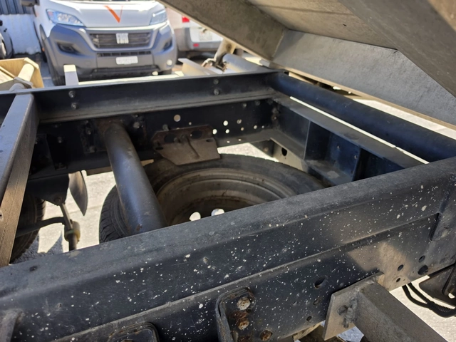 Iveco Daily 65C 18  * 3.0HPI  КАТ.* * C* * 7-места - автомобили, коли, обяви за нови и употребявани 9