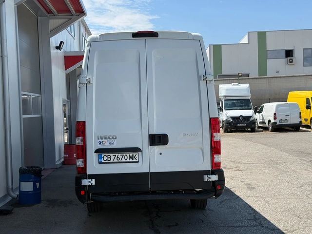 Iveco Daily 2.3 35S13-12 КУБ. - автомобили, коли, обяви за нови и употребявани 3