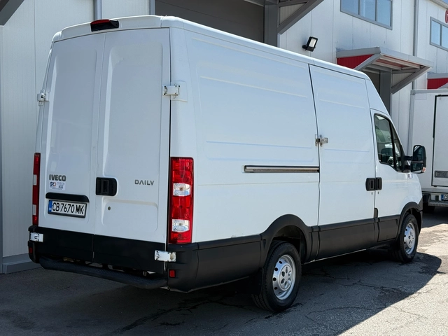 Iveco Daily 2.3 35S13-12 КУБ. - автомобили, коли, обяви за нови и употребявани 4