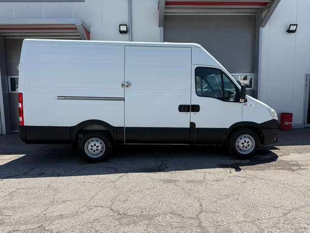 Iveco Daily 2.3 35S13-12 КУБ. - автомобили, коли, обяви за нови и употребявани 5