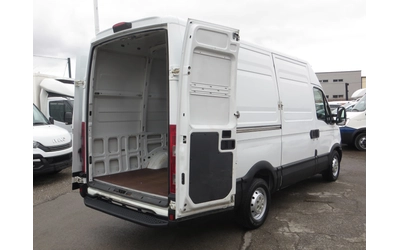 Iveco Daily 35S13-12 КУБ. М. ОБЕМ НА ТОВАРНОТО ПОМЕЩЕНИЕ - автомобили, коли, обяви за нови и употребявани 15
