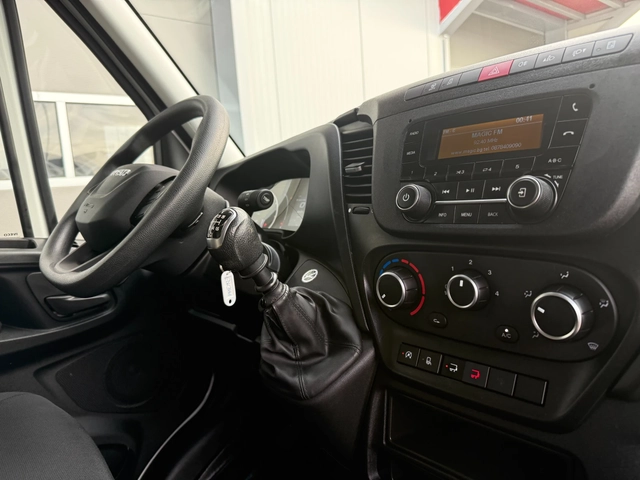 Iveco Daily Първоначална вноска за Лизинг 35C16 - автомобили, коли, обяви за нови и употребявани 13