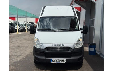 Iveco Daily 2.3 - автомобили, коли, обяви за нови и употребявани 7
