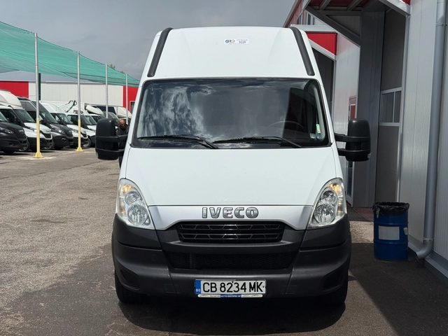 Iveco Daily 2.3 - автомобили, коли, обяви за нови и употребявани 7