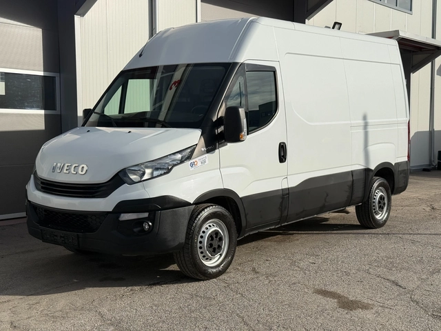 Iveco Daily 2.3 - автомобили, коли, обяви за нови и употребявани 0