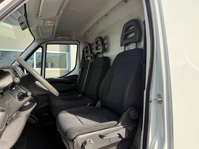 Iveco Daily 2.3 - автомобили, коли, обяви за нови и употребявани 9
