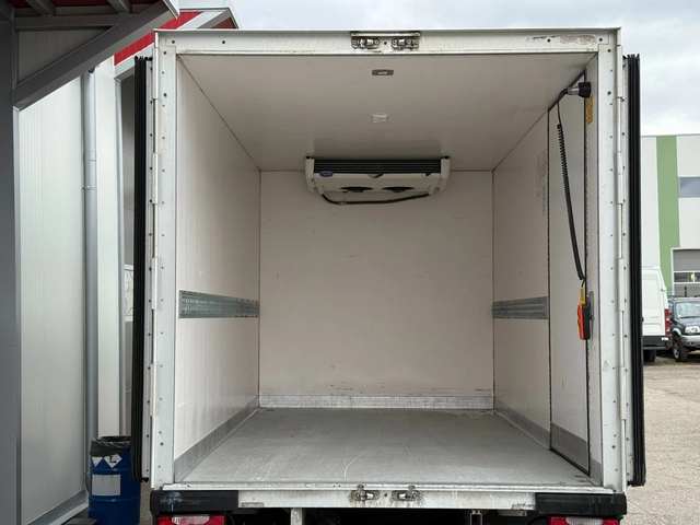 Iveco Daily Хладилен + Странична врата + Падащ Борд + Външно 2 - автомобили, коли, обяви за нови и употребявани 5