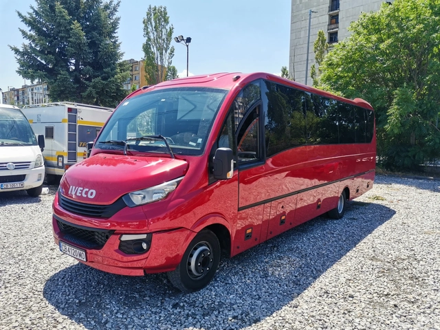 Iveco Daily АВТОБУС 32+ 1 МЕСТА - автомобили, коли, обяви за нови и употребявани 0