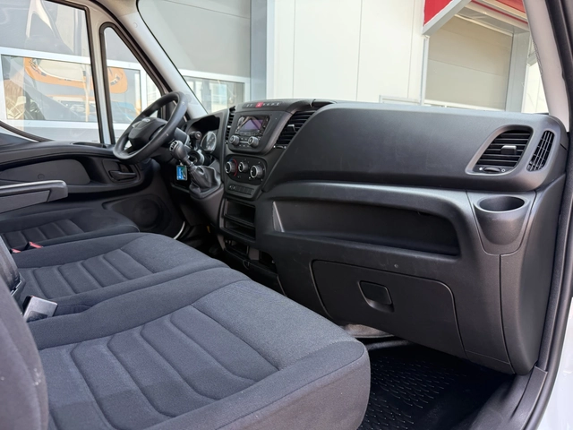 Iveco Daily 2.3 Фургон с падащ борд - автомобили, коли, обяви за нови и употребявани 13
