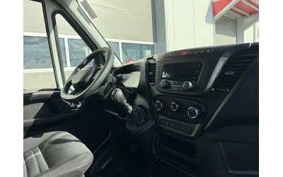 Iveco Daily 2.3 Фургон с падащ борд - автомобили, коли, обяви за нови и употребявани 11