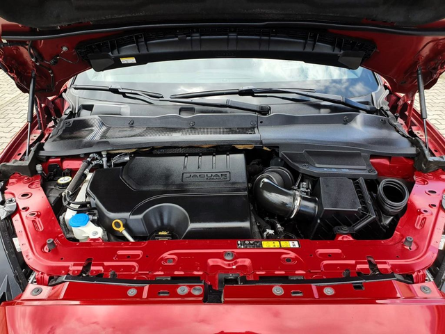 Jaguar E-pace 2.0i SE/250/AWD/AT9 - автомобили, коли, обяви за нови и употребявани 5