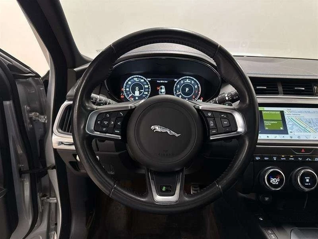 Jaguar E-pace * R Dynamic SE * CARFAX * ЦЕНА ДО БГ - автомобили, коли, обяви за нови и употребявани 9