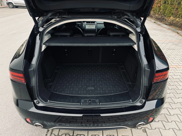 Jaguar E-pace D150/AWD/Automatic/Navi - автомобили, коли, обяви за нови и употребявани 12