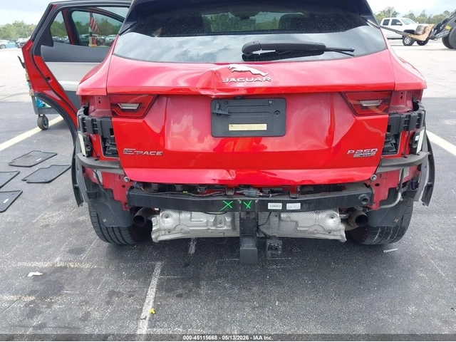 Jaguar E-pace * AWD* ПАНО* KEYLESS* Camera* ПОДГРЕВ* - автомобили, коли, обяви за нови и употребявани 4