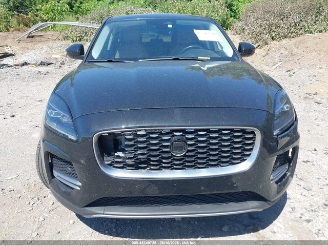 Jaguar E-pace * AWD* ПАНО* KEYLESS* Camera* ПОДГРЕВ* - автомобили, коли, обяви за нови и употребявани 1