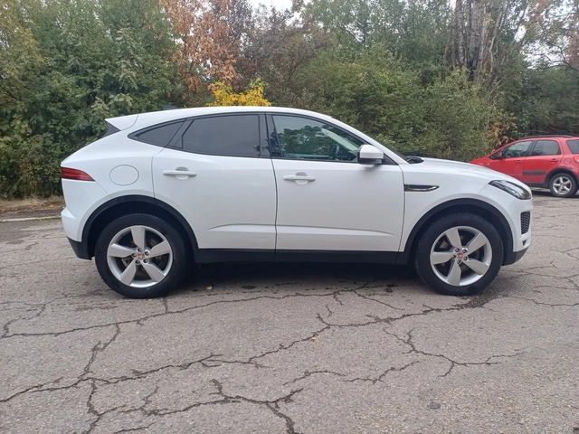 Jaguar E-pace 2.0 D150 AWD - автомобили, коли, обяви за нови и употребявани 3