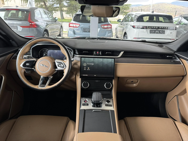 Jaguar F-PACE 204ps* 4X4* HYBRID* ПАНО* КОЖА* НАВИ* КАМЕРА* - автомобили, коли, обяви за нови и употребявани 10