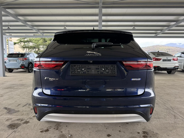 Jaguar F-PACE 204ps* 4X4* HYBRID* ПАНО* КОЖА* НАВИ* КАМЕРА* - автомобили, коли, обяви за нови и употребявани 3