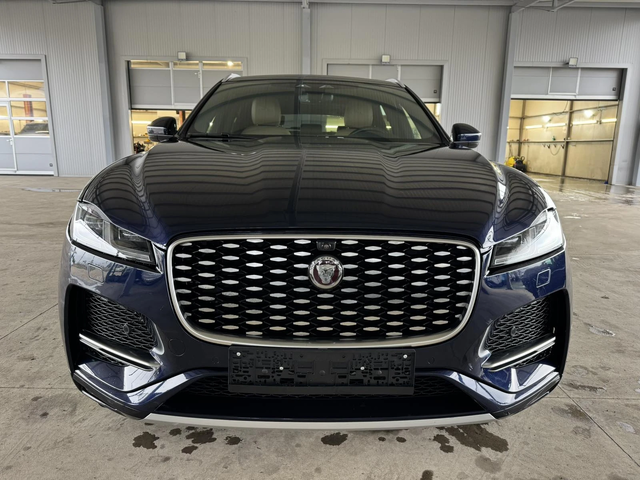 Jaguar F-PACE 204ps* 4X4* HYBRID* ПАНО* КОЖА* НАВИ* КАМЕРА* - автомобили, коли, обяви за нови и употребявани 7