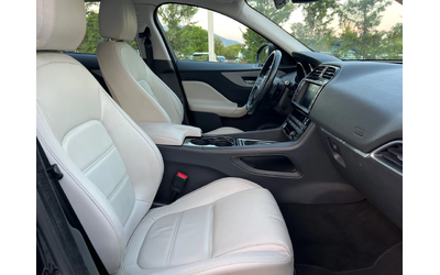 Jaguar F-PACE 2.0D-180кс= 4х4= 8СКОРОСТИ= НАВИ= LINE ASSIST - автомобили, коли, обяви за нови и употребявани 12