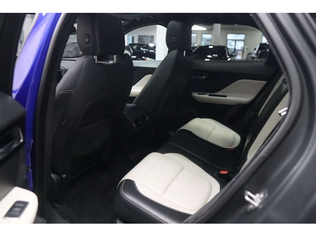 Jaguar F-PACE * First Edition * CARFAX * ЦЕНА ДО БГ - автомобили, коли, обяви за нови и употребявани 11