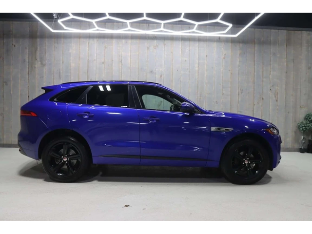 Jaguar F-PACE * First Edition * CARFAX * ЦЕНА ДО БГ - автомобили, коли, обяви за нови и употребявани 3