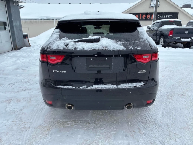 Jaguar F-PACE * R Sport * CARFAX * ЦЕНА ДО БГ - автомобили, коли, обяви за нови и употребявани 3