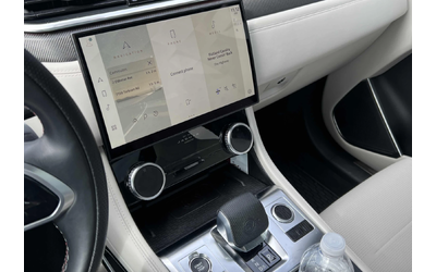 Jaguar F-PACE SVR* Auto, AWD, 5.0L 8cyl* CARFAX - автомобили, коли, обяви за нови и употребявани 11