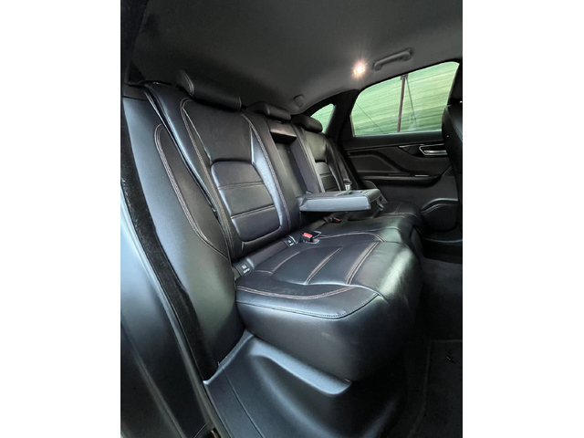 Jaguar F-PACE 2.0D* FULL LED* 4X4AWD* AUTOMATIC* СОБСТВЕН ЛИЗИНГ - автомобили, коли, обяви за нови и употребявани 8