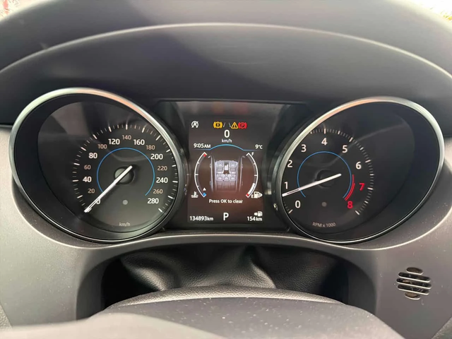 Jaguar F-PACE * R Sport * ПОДГРЕВ * КАМЕРА * ПАМЕТ * NAVI - автомобили, коли, обяви за нови и употребявани 7
