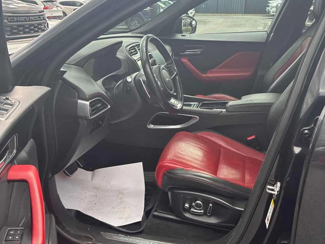 Jaguar F-PACE * R Sport * 2 КЛЮЧА * ПОДГРЕВ * ПАМЕТ * NAVI - автомобили, коли, обяви за нови и употребявани 4